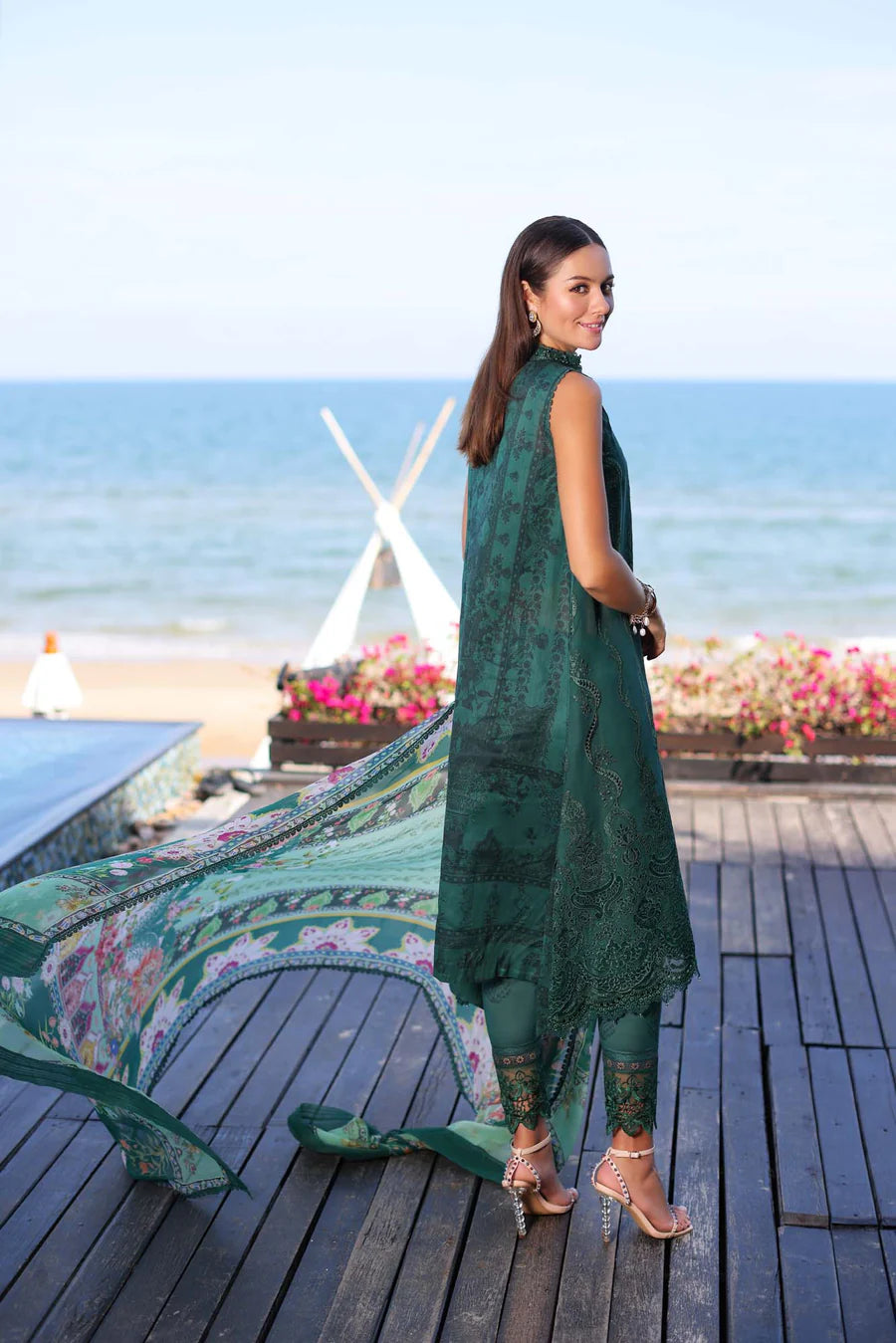 D#1B Noor By Saadia Asad Luxury Chikankari Lawn Collection 323 D#1B Noor By Saadia Asad Luxury Chikankari Lawn Collection 323