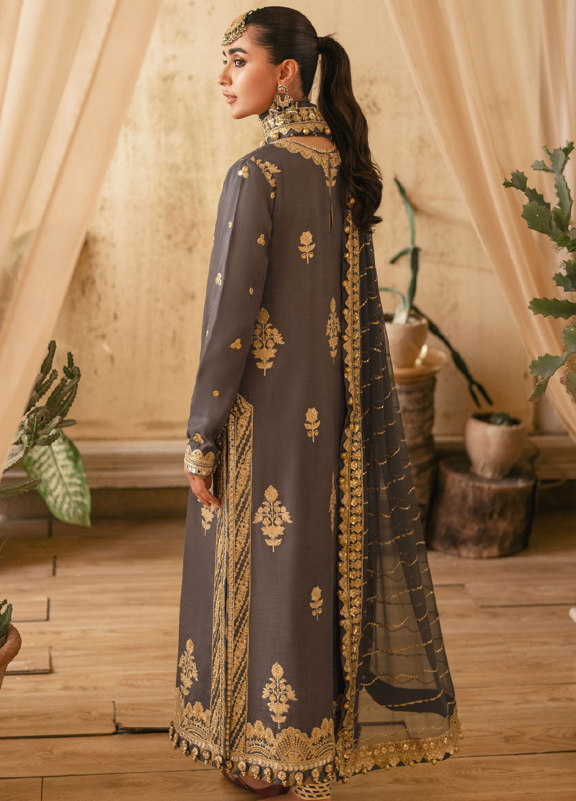 D#06 Asim Jofa Mehr O Mah Emb Festive Collection 223 D#06 Asim Jofa Mehr O Mah Emb Festive Collection 223