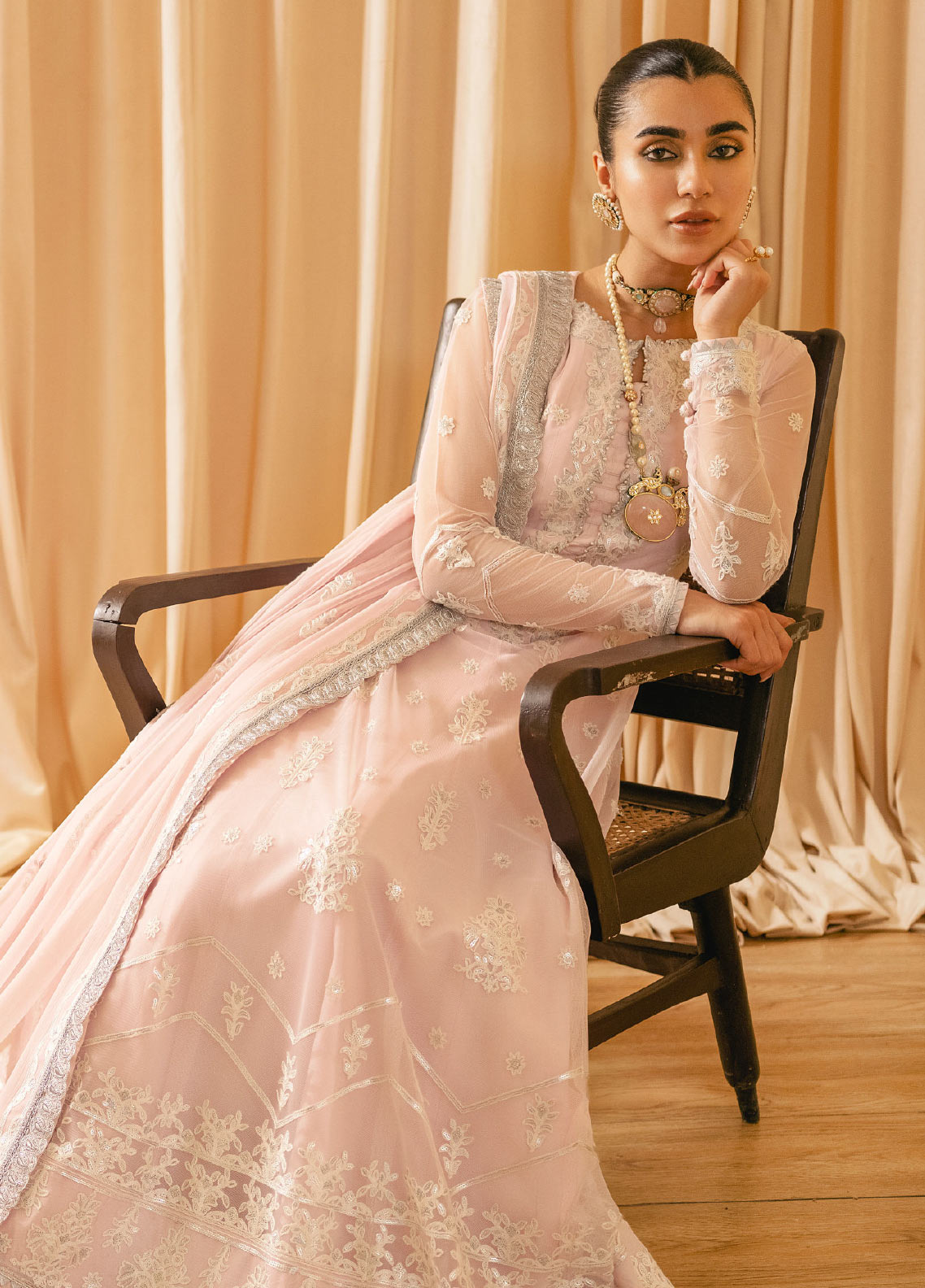 D#14 Asim Jofa Mehr O Mah Emb Festive Collection 223 D#14 Asim Jofa Mehr O Mah Emb Festive Collection 223