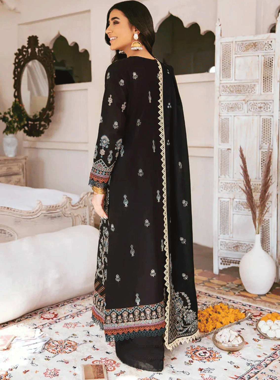Afsanay By Florent Embroidered Khaddar Unstitched 3 Piece Suit - FL23AK FLK-2A Afsanay By Florent Embroidered Khaddar Unstitched 3 Piece Suit - FL23AK FLK-2A