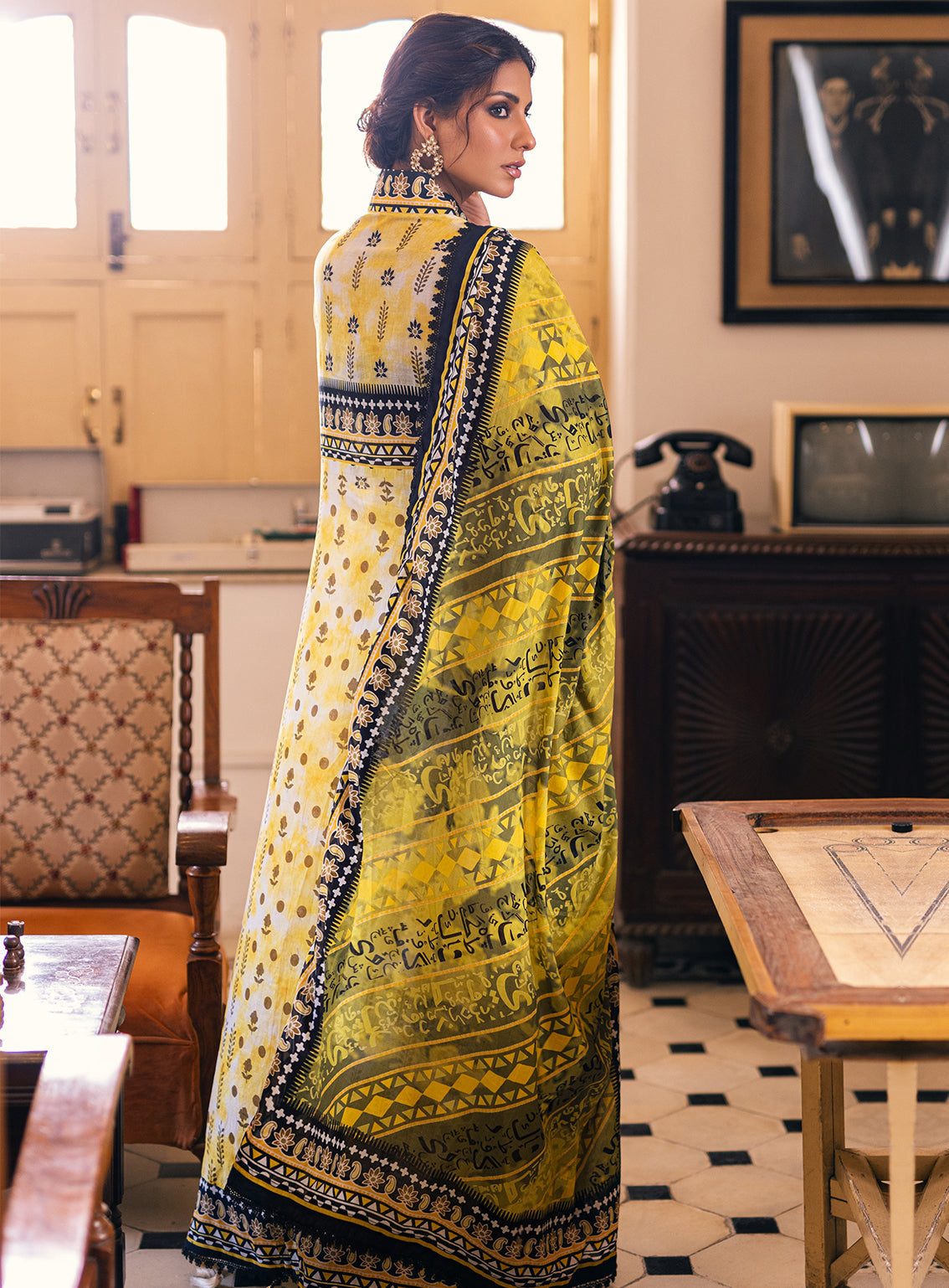 Ankahi by Al Zohaib Printed Cambric Unstitched 3 Piece Suit - 01 Ankahi by Al Zohaib Printed Cambric Unstitched 3 Piece Suit - 01