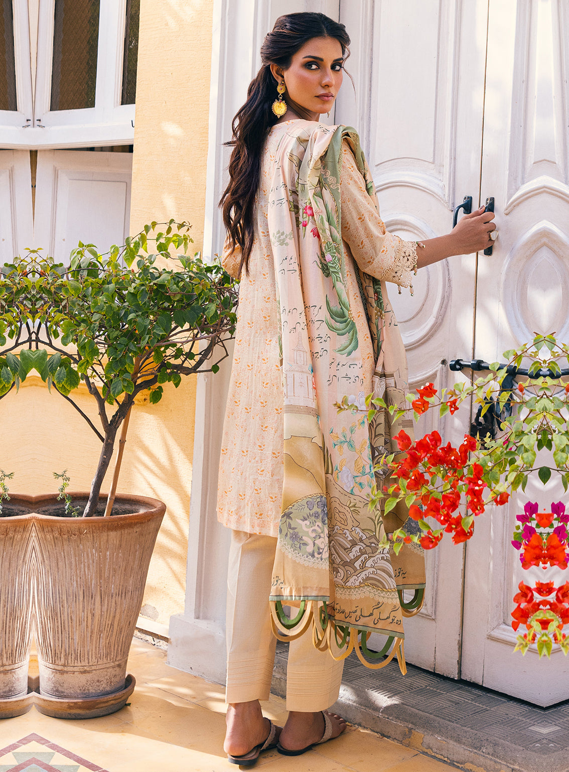 Ankahi by Al Zohaib Printed Cambric Unstitched 3 Piece Suit - 07 Ankahi by Al Zohaib Printed Cambric Unstitched 3 Piece Suit - 07