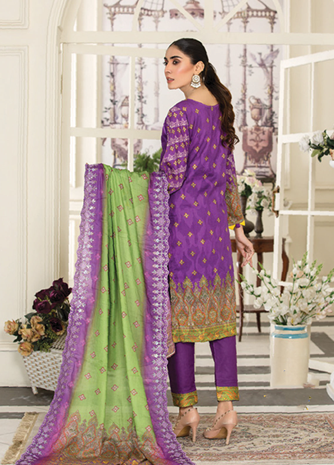 Riwaj By Afreen Embroidered Lawn Unstitched 3 Piece Suit - 09 Riwaj By Afreen Embroidered Lawn Unstitched 3 Piece Suit - 09