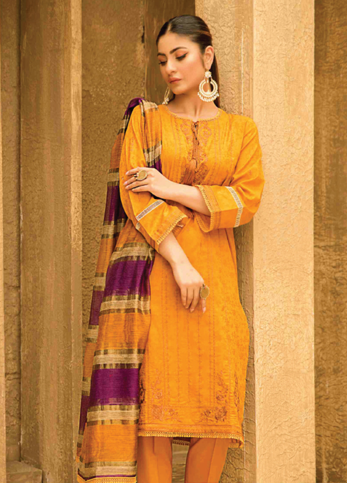 D#6791 Rashid Series Emb Lawn Collection 223 D#6791 Rashid Series Emb Lawn Collection 223