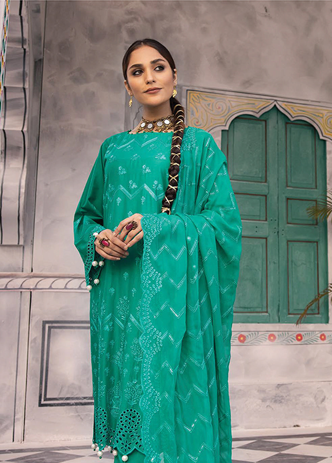 Azure By Aalaya Embroidered Lawn Unstitched 3 Piece Suit - 06 Azure By Aalaya Embroidered Lawn Unstitched 3 Piece Suit - 06