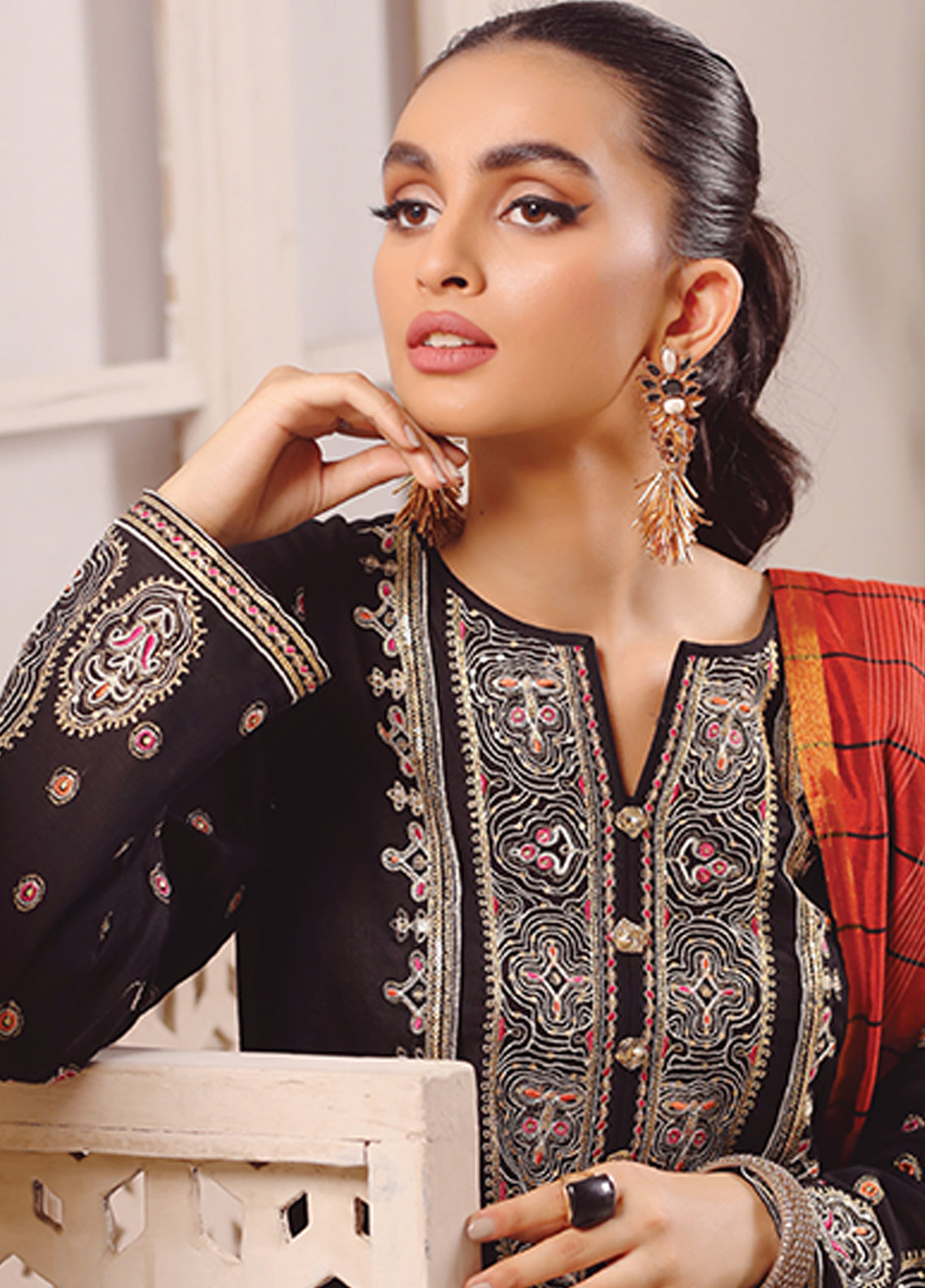 D#5023 LSM Lakhany Summer Gold Emb Collection 223 D#5023 LSM Lakhany Summer Gold Emb Collection 223