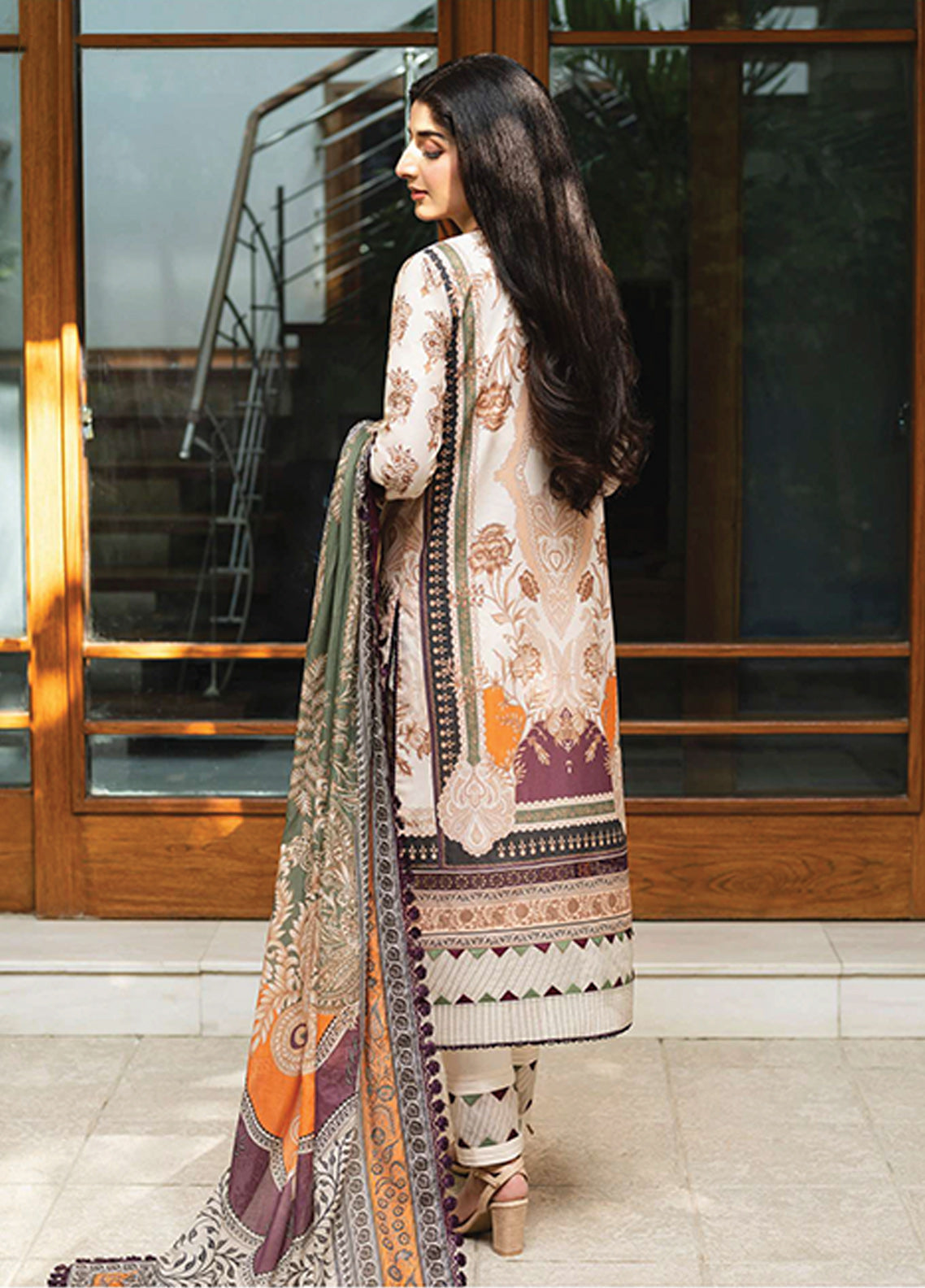 D#24 Asim Jofa Rania Emb Collection 223 D#24 Asim Jofa Rania Emb Collection 223