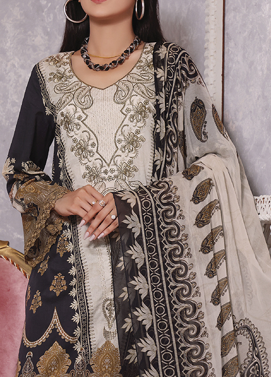 Ayesha Alishba By VS Textile Embroidered Lawn Unstitched 3 Piece Suit - 11 Ayesha Alishba By VS Textile Embroidered Lawn Unstitched 3 Piece Suit - 11