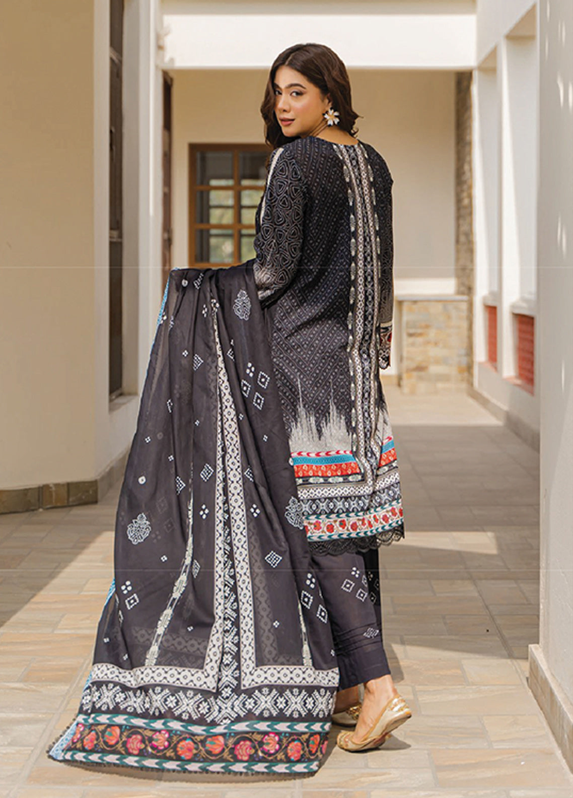 D#2A Florent Everyday Wear Printed Lawn Collection 223 D#2A Florent Everyday Wear Printed Lawn Collection 223