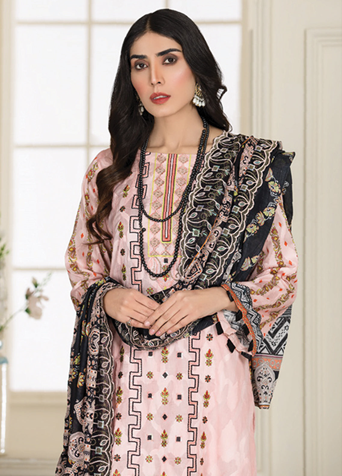Riwaj By Afreen Embroidered Lawn Unstitched 3 Piece Suit - 05 Riwaj By Afreen Embroidered Lawn Unstitched 3 Piece Suit - 05