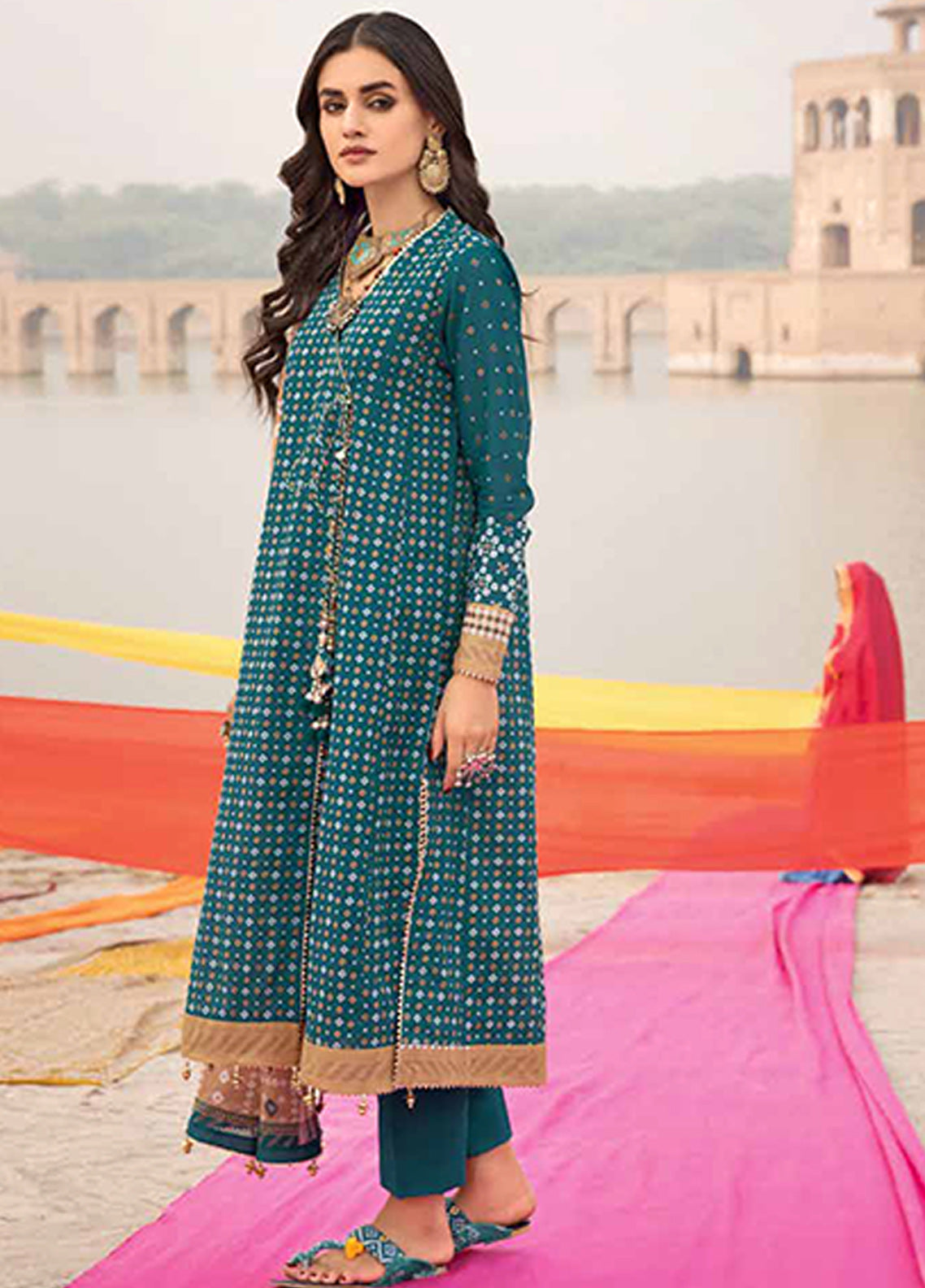 D#CL22172B GulAhmed Chunri Printed Lawn Collection 223 D#CL22172B GulAhmed Chunri Printed Lawn Collection 223