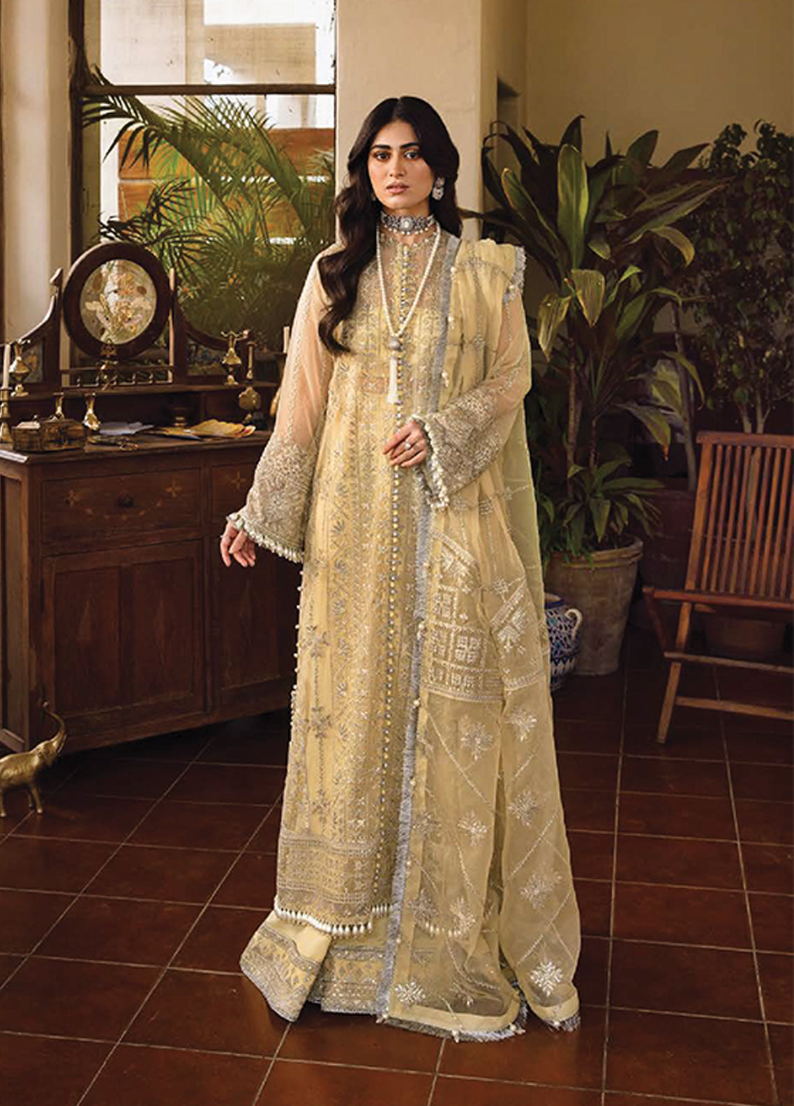 Mehrbano Ayzel By Afrozeh Embroidered Organza Unstitched 3 Piece Suit - 01 Mehrbano Ayzel By Afrozeh Embroidered Organza Unstitched 3 Piece Suit - 01