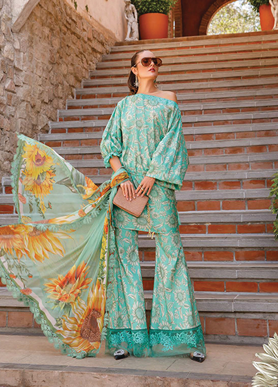 D#1709A Maria B M Print Emb Lawn Collection 223 D#1709A Maria B M Print Emb Lawn Collection 223