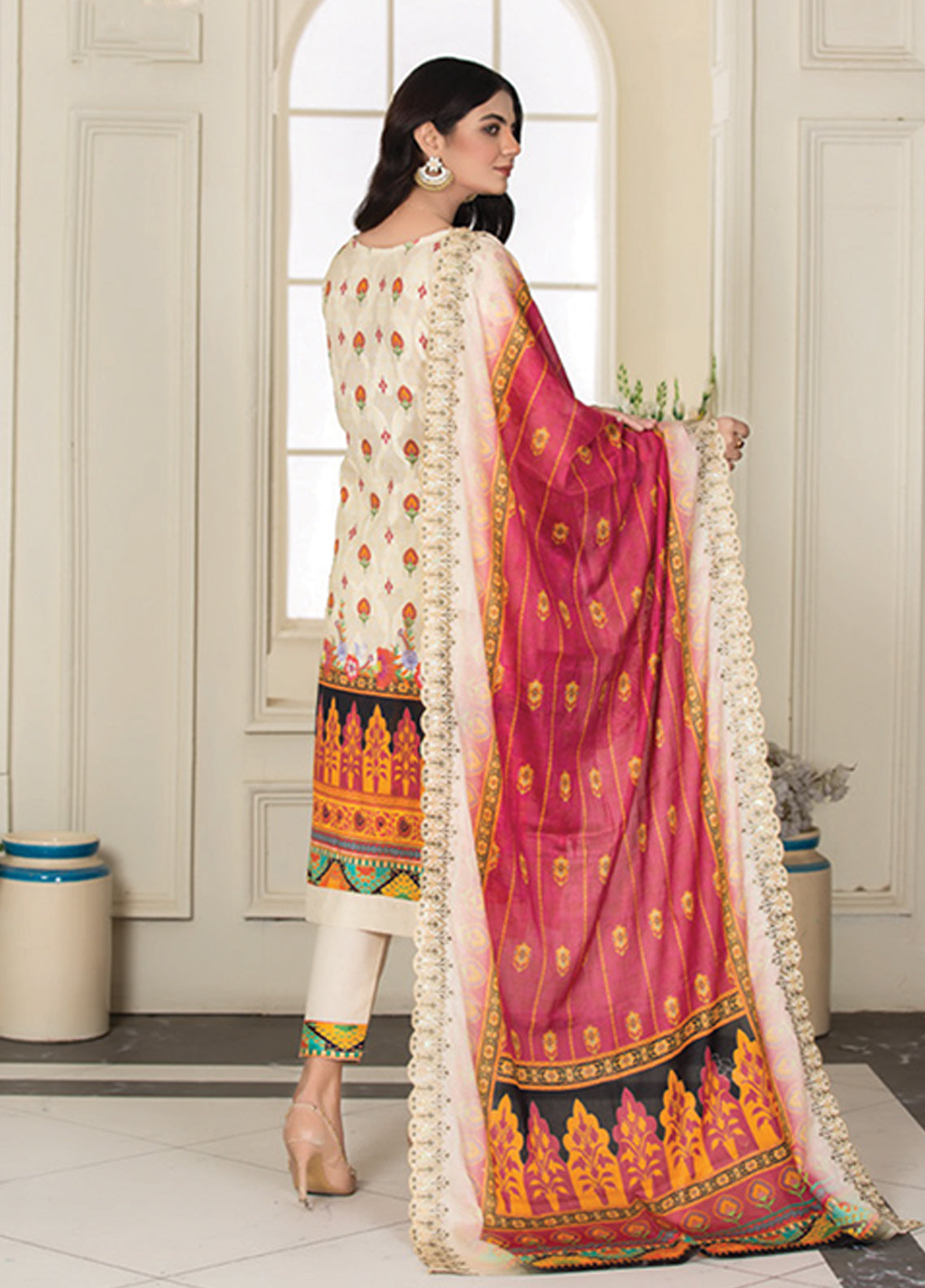 Riwaj By Afreen Embroidered Lawn Unstitched 3 Piece Suit - 03 Riwaj By Afreen Embroidered Lawn Unstitched 3 Piece Suit - 03
