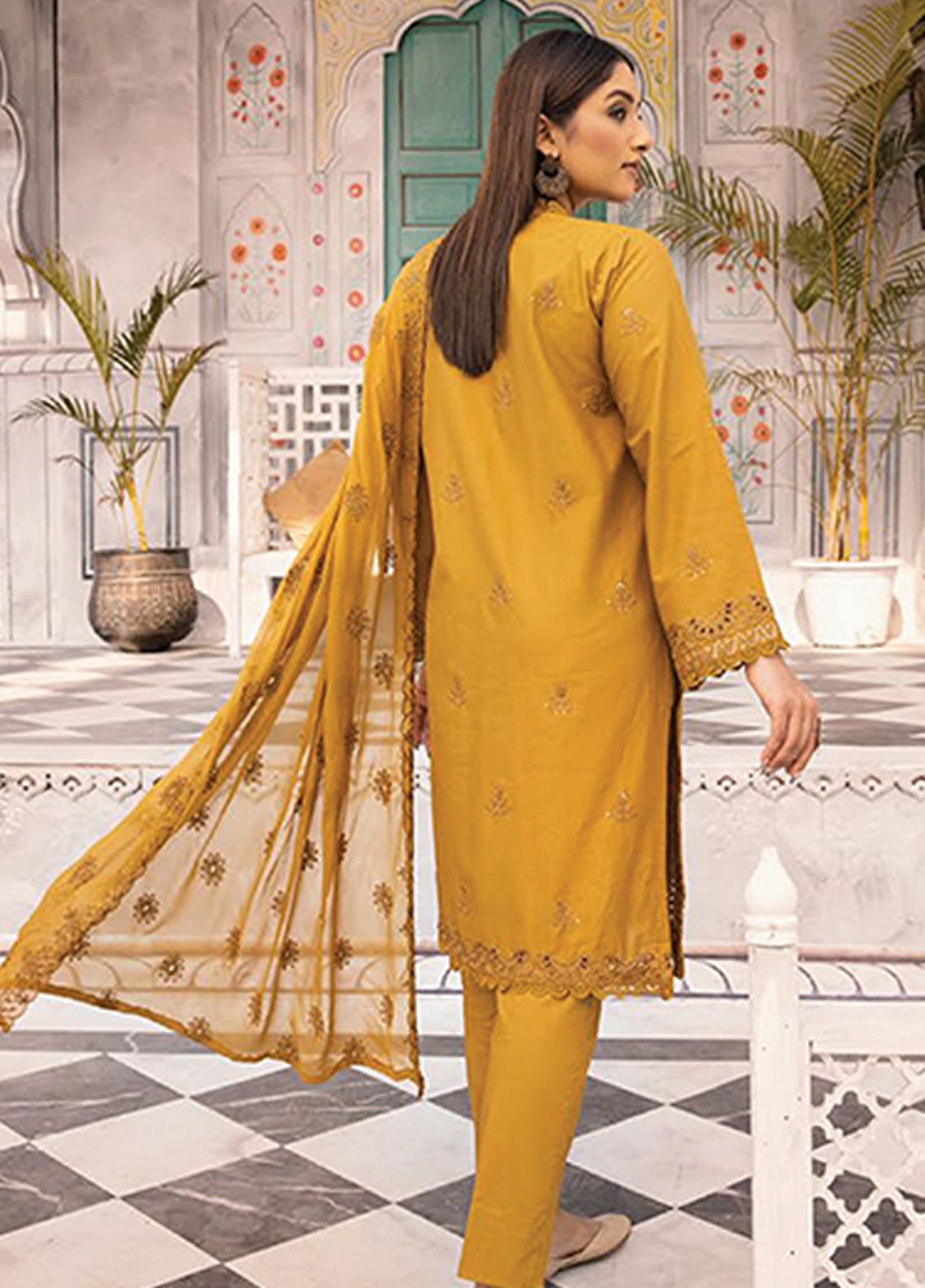 Azure By Aalaya Embroidered Lawn Unstitched 3 Piece Suit - 02 Azure By Aalaya Embroidered Lawn Unstitched 3 Piece Suit - 02