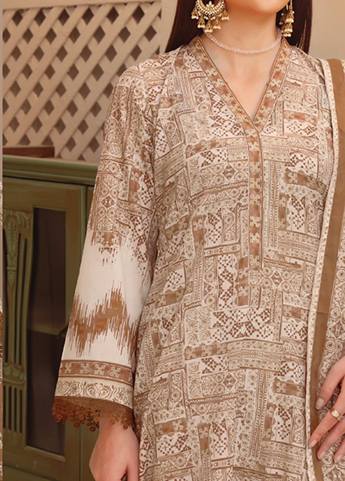Misri By VS Textile Printed Lawn Unstitched 3 Piece Suit - 02 Misri By VS Textile Printed Lawn Unstitched 3 Piece Suit - 02