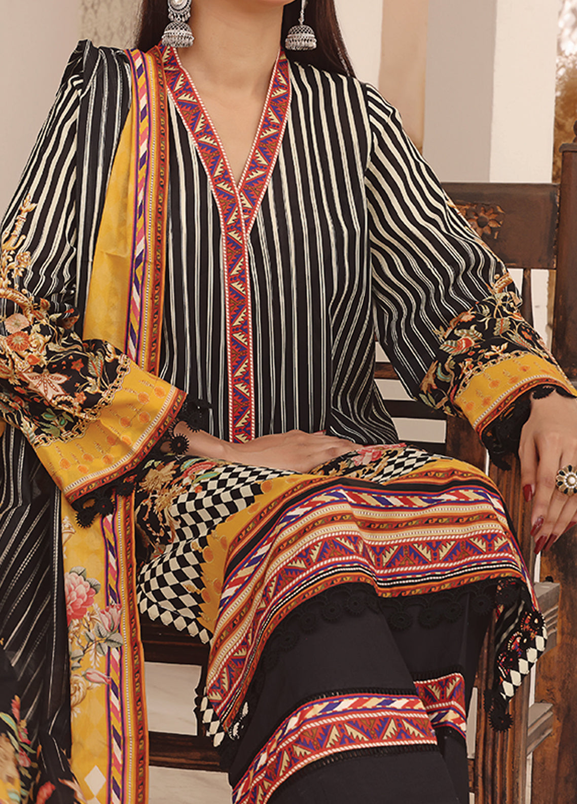 Misri By VS Textile Printed Lawn Unstitched 3 Piece Suit - 06 Misri By VS Textile Printed Lawn Unstitched 3 Piece Suit - 06