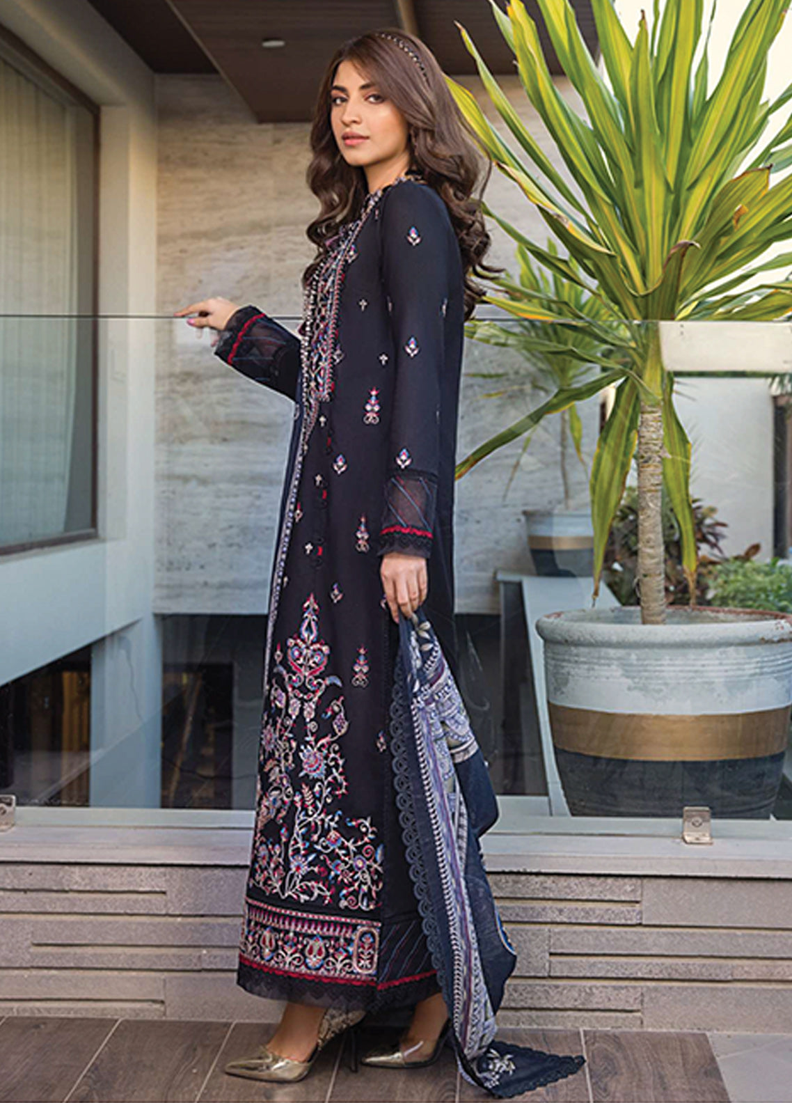 D#12 Asim Jofa Rania Emb Collection 223 D#12 Asim Jofa Rania Emb Collection 223