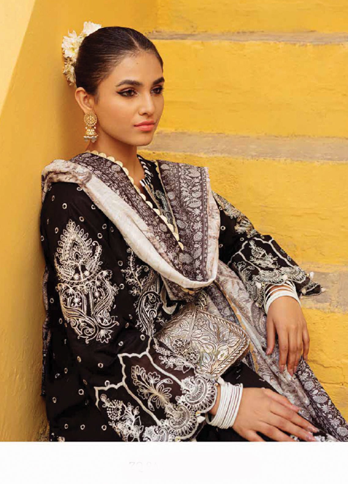 D#9A Zarqash Tresor Luxe Emb Lawn Collection 323 D#9A Zarqash Tresor Luxe Emb Lawn Collection 323