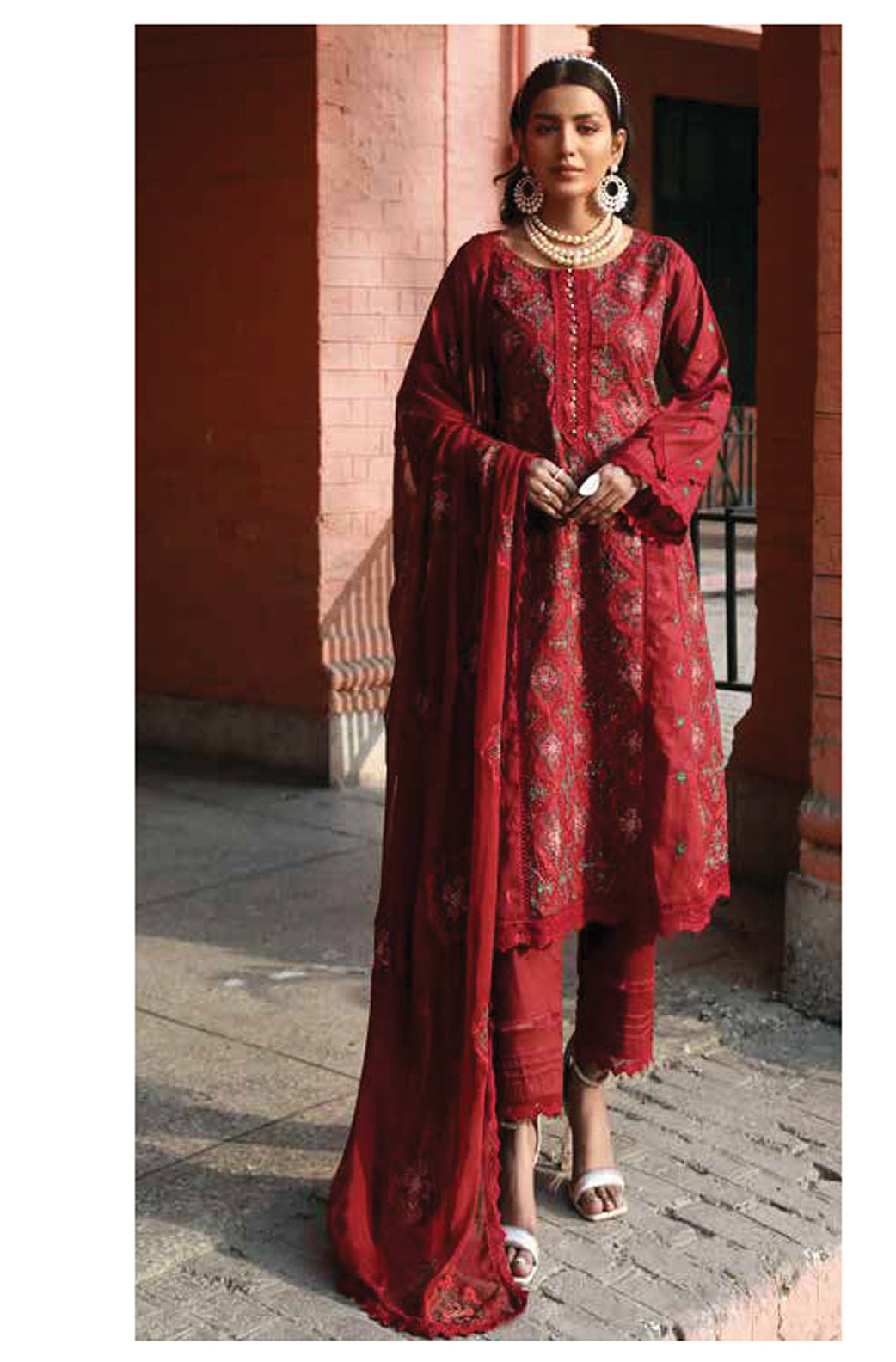 D#09 Mahnur Luxury Emb Lawn Collection 323 V-2 D#09 Mahnur Luxury Emb Lawn Collection 323 V-2