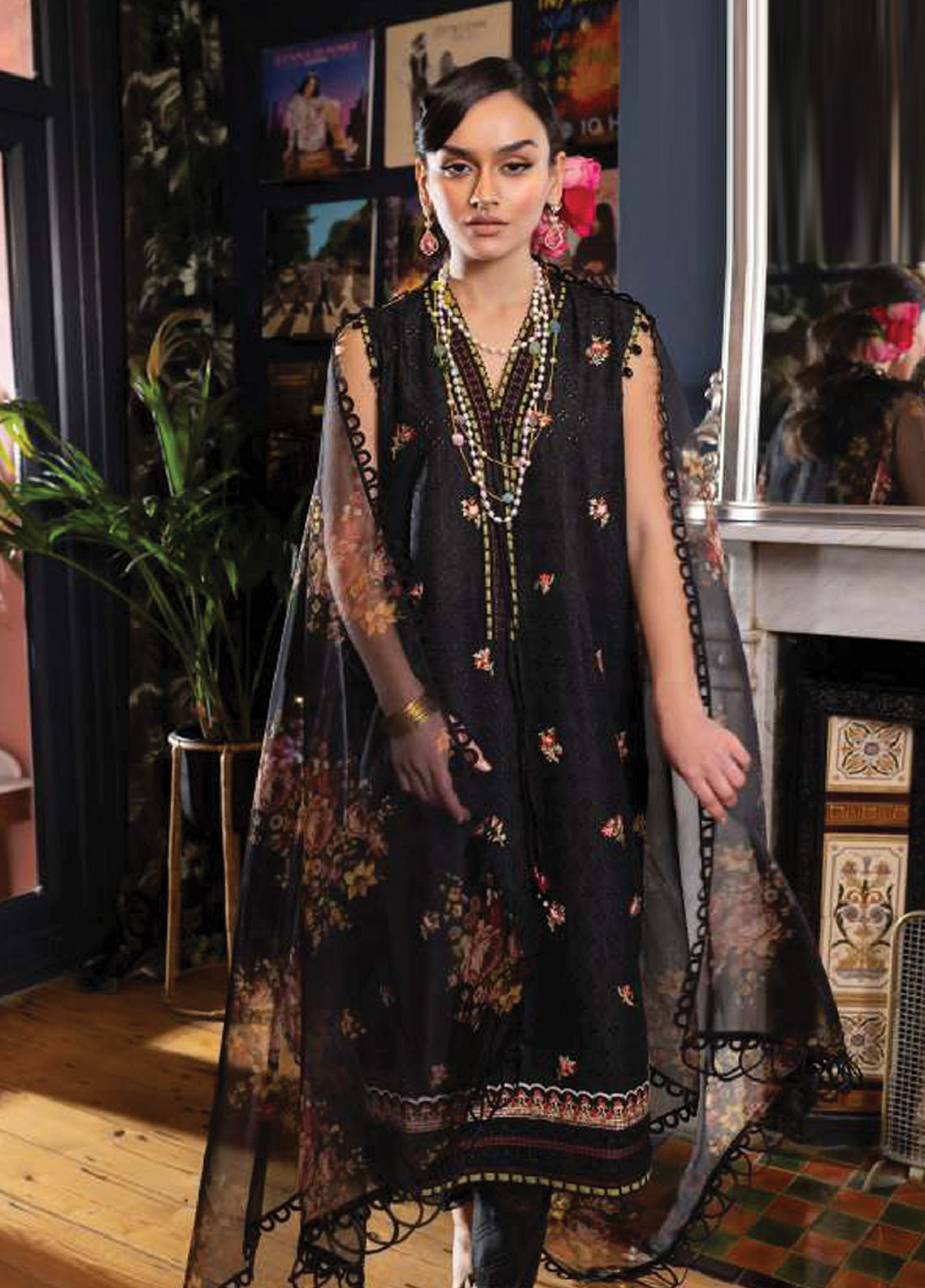 D#11A Sobia Nazir Vital Emb Lawn Collection 223 D#11A Sobia Nazir Vital Emb Lawn Collection 223