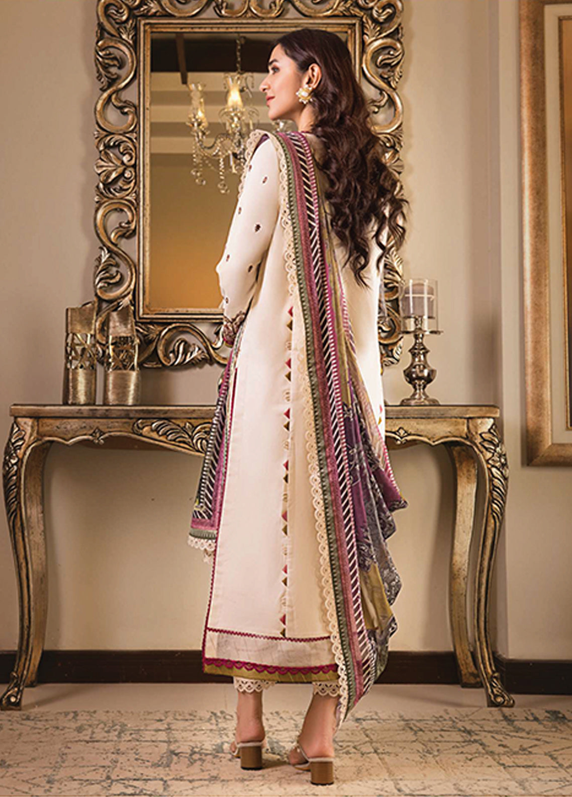 D#09 Asim Jofa Rania Emb Collection 223 D#09 Asim Jofa Rania Emb Collection 223