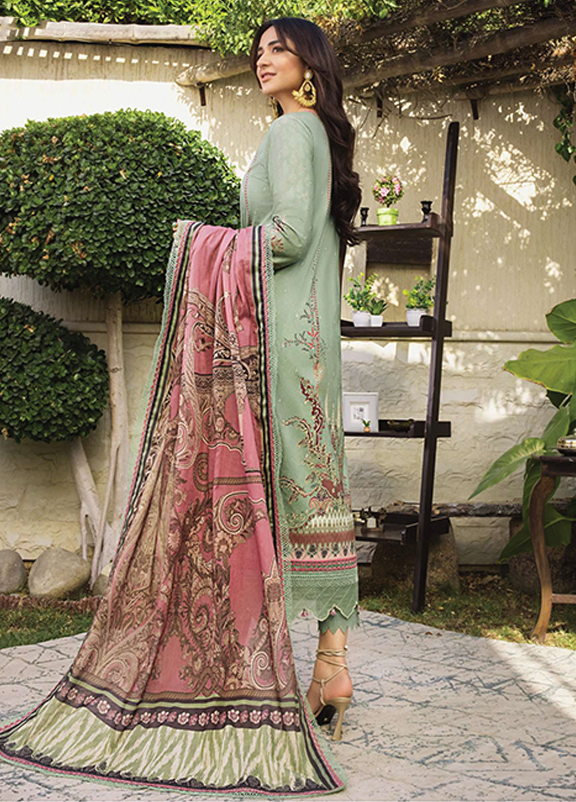 D#02 Asim Jofa Rania Emb Collection 223 D#02 Asim Jofa Rania Emb Collection 223