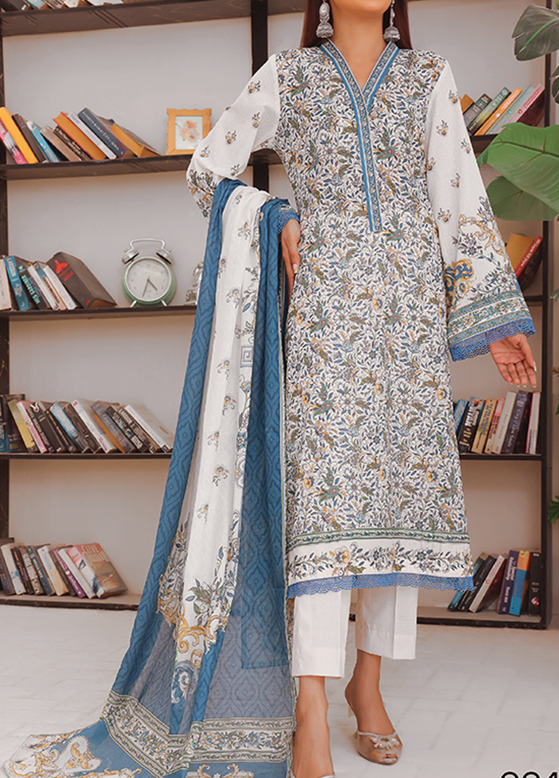 Misri By VS Textile Printed Lawn Unstitched 3 Piece Suit - 04 Misri By VS Textile Printed Lawn Unstitched 3 Piece Suit - 04