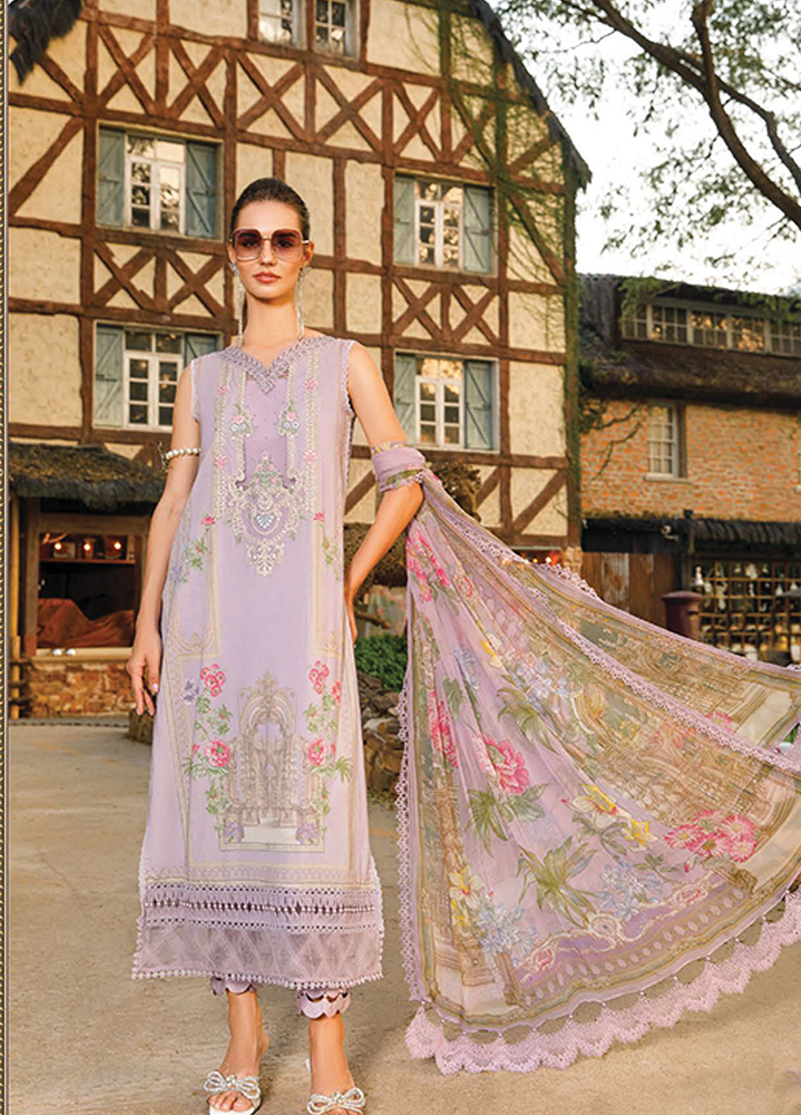 D#1713B Maria B M Print Emb Lawn Collection 223 D#1713B Maria B M Print Emb Lawn Collection 223