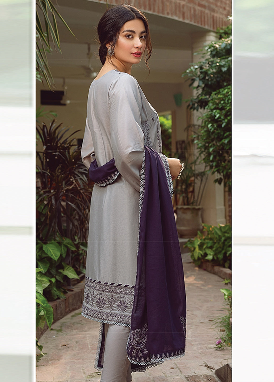 D#02 Jazmin Iris Emb Lawn Collection 223 D#02 Jazmin Iris Emb Lawn Collection 223