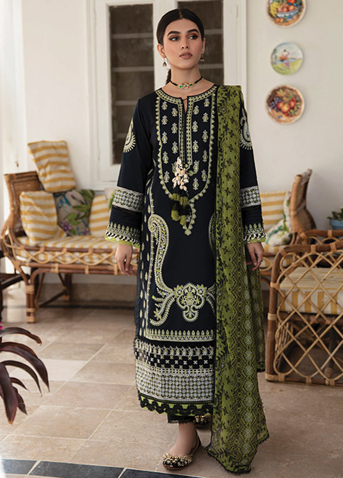 Afsaneh By Aabyaan Embroidered Lawn Unstitched 3 Piece Suit - 02 Afsaneh By Aabyaan Embroidered Lawn Unstitched 3 Piece Suit - 02