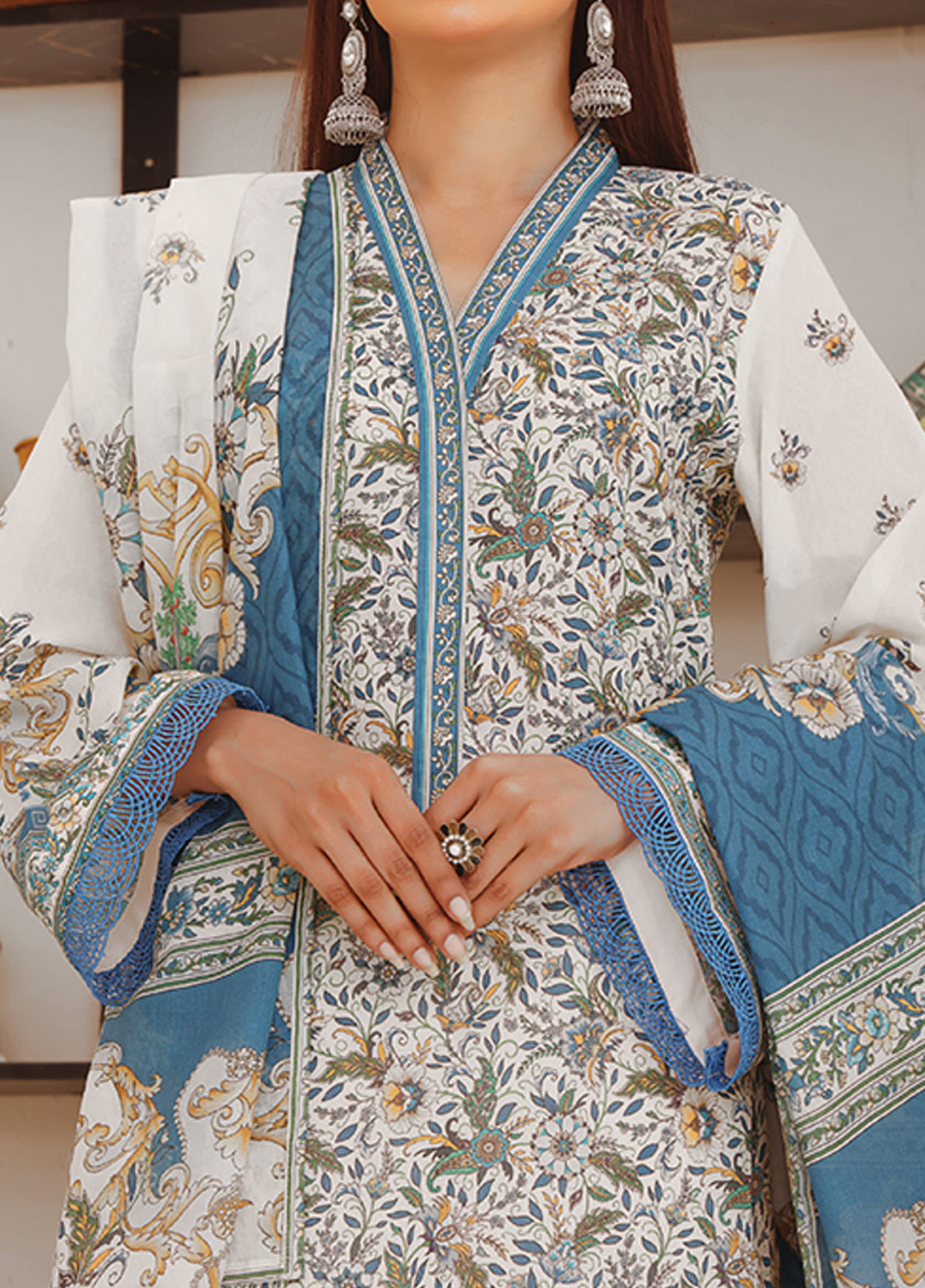 Misri By VS Textile Printed Lawn Unstitched 3 Piece Suit - 04 Misri By VS Textile Printed Lawn Unstitched 3 Piece Suit - 04