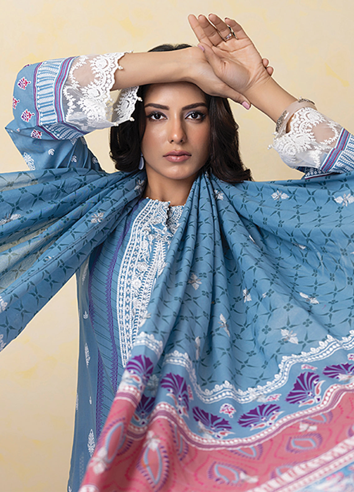 D#011 LSM Lakhany Summer Gold Emb Collection 223 D#011 LSM Lakhany Summer Gold Emb Collection 223