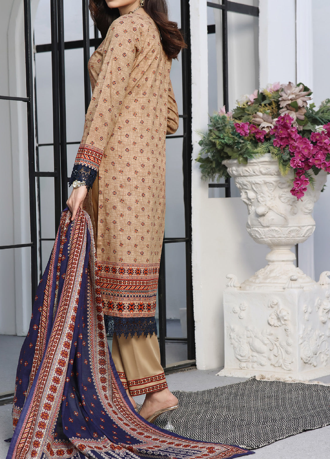 Ayesha Alishba by VS Textile Printed Lawn 3 Piece Unstitched Suit VS24AAPL-226 Ayesha Alishba by VS Textile Printed Lawn 3 Piece Unstitched Suit VS24AAPL-226