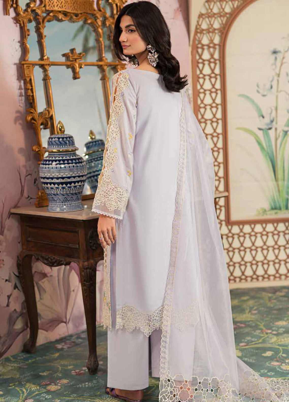 Ayra By Emaan Adeel Embroidered Lawn Unstitched 3 Piece Suit - EA24AL AR-10 Ayra By Emaan Adeel Embroidered Lawn Unstitched 3 Piece Suit - EA24AL AR-10