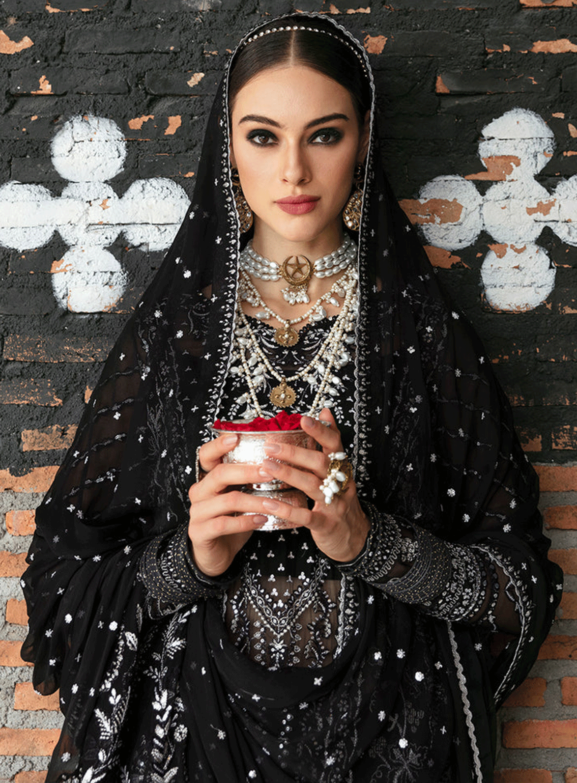 Ayzel By Afrozeh Embroidered Chiffon Unstitched 3 Piece Suit - ABA23TC 1 MYSTIC NOIR Ayzel By Afrozeh Embroidered Chiffon Unstitched 3 Piece Suit - ABA23TC 1 MYSTIC NOIR