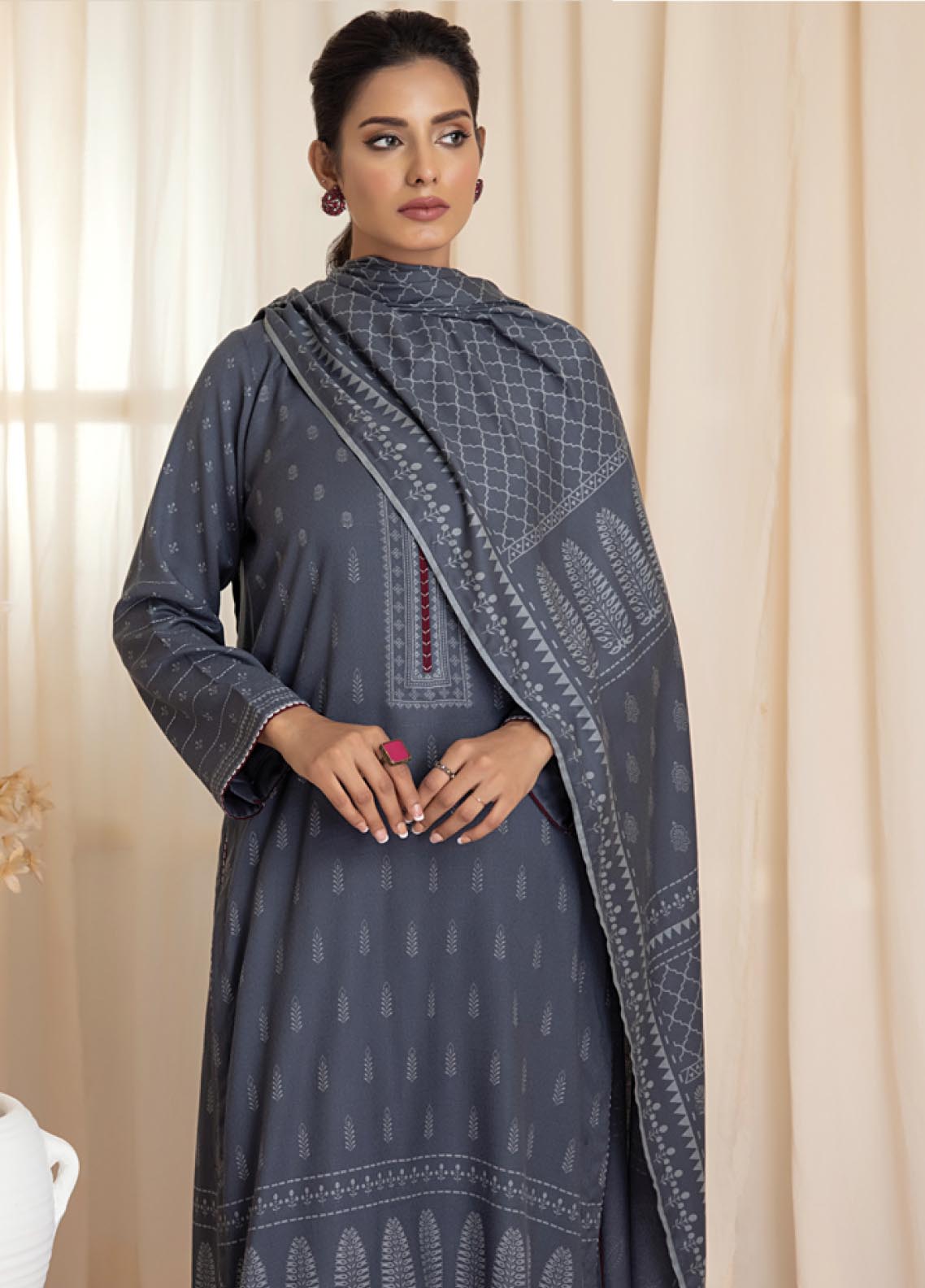 D#1001C LSM Lakhany Cashmi Vool Printed Collection 1022 V-1 D#1001C LSM Lakhany Cashmi Vool Printed Collection 1022 V-1