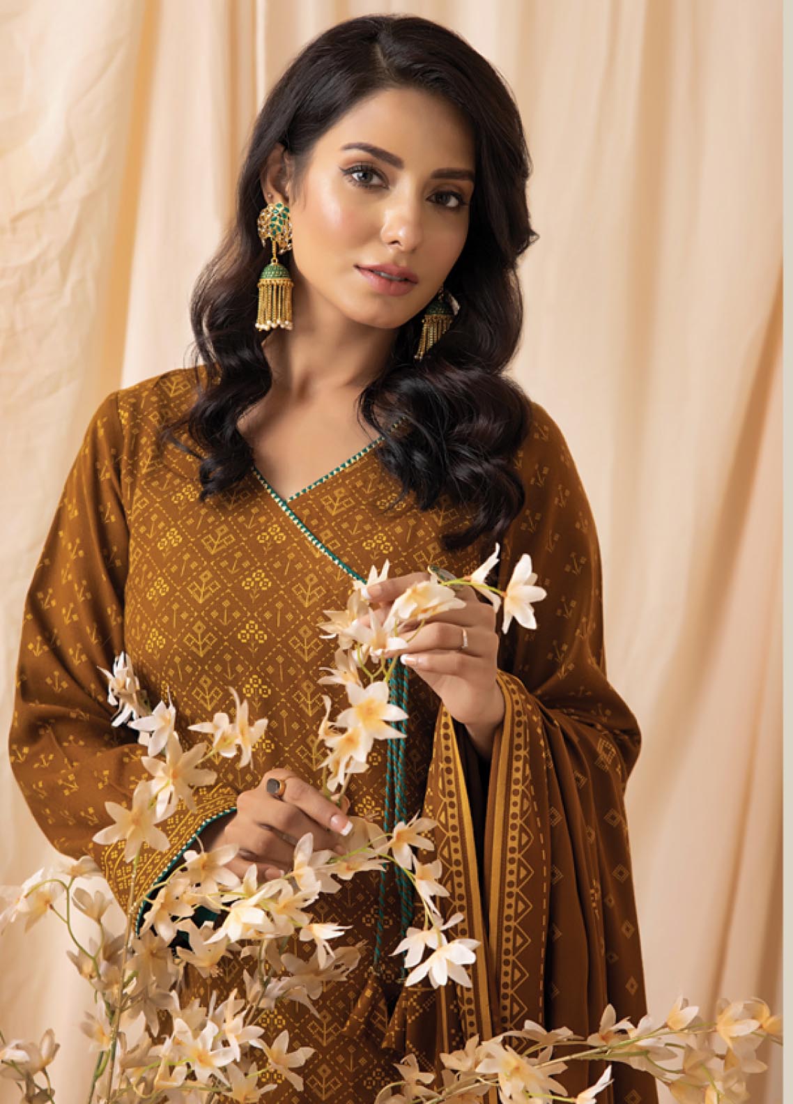 D#1002B LSM Lakhany Cashmi Vool Printed Collection 1022 V-1 D#1002B LSM Lakhany Cashmi Vool Printed Collection 1022 V-1