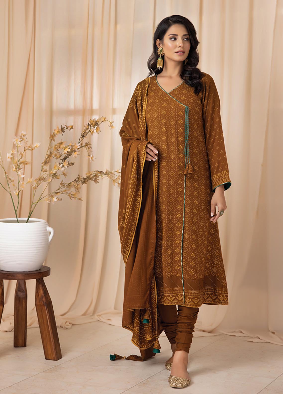 D#1002B LSM Lakhany Cashmi Vool Printed Collection 1022 V-1 D#1002B LSM Lakhany Cashmi Vool Printed Collection 1022 V-1