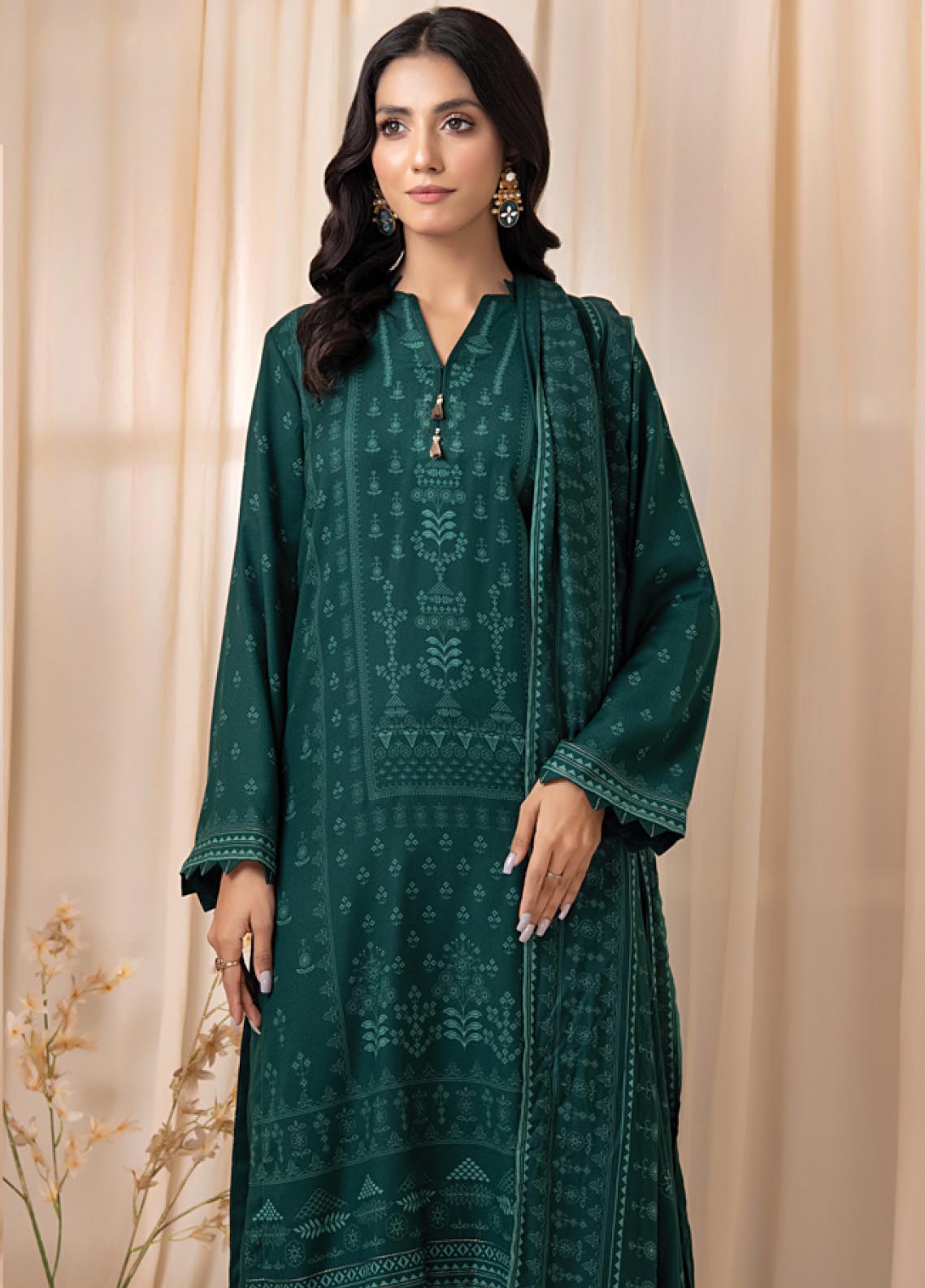 D#1003B LSM Lakhany Cashmi Vool Printed Collection 1022 V-1 D#1003B LSM Lakhany Cashmi Vool Printed Collection 1022 V-1