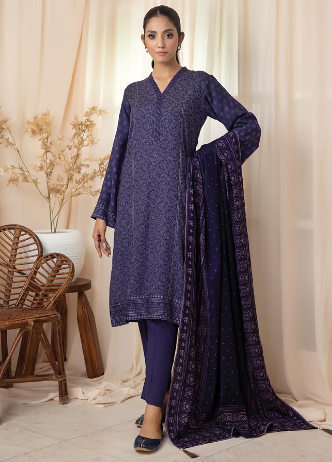 D#1004A LSM Lakhany Cashmi Vool Printed Collection 1022 V-1 D#1004A LSM Lakhany Cashmi Vool Printed Collection 1022 V-1