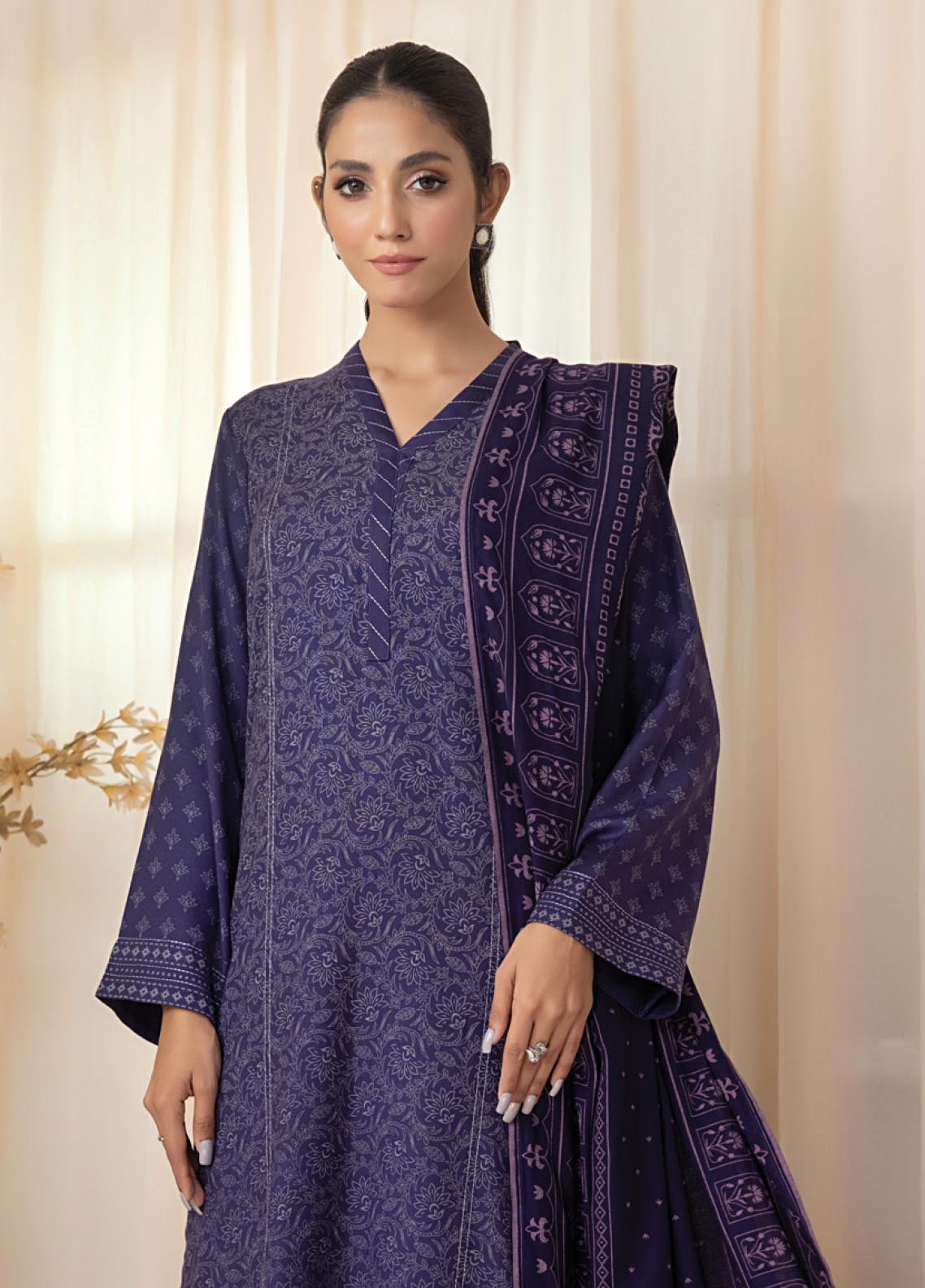 D#1004A LSM Lakhany Cashmi Vool Printed Collection 1022 V-1 D#1004A LSM Lakhany Cashmi Vool Printed Collection 1022 V-1