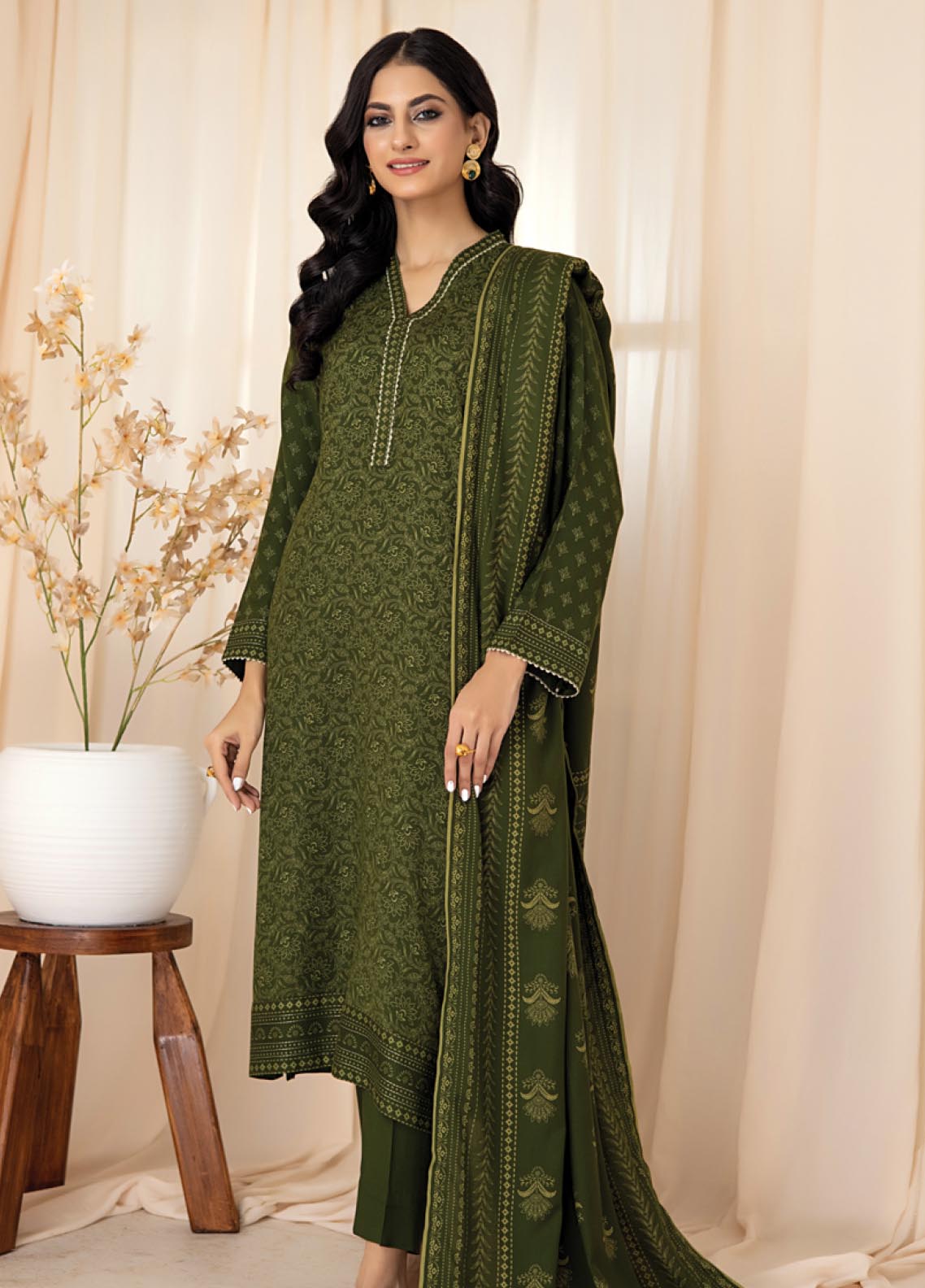 D#1004C LSM Lakhany Cashmi Vool Printed Collection 1022 V-1 D#1004C LSM Lakhany Cashmi Vool Printed Collection 1022 V-1