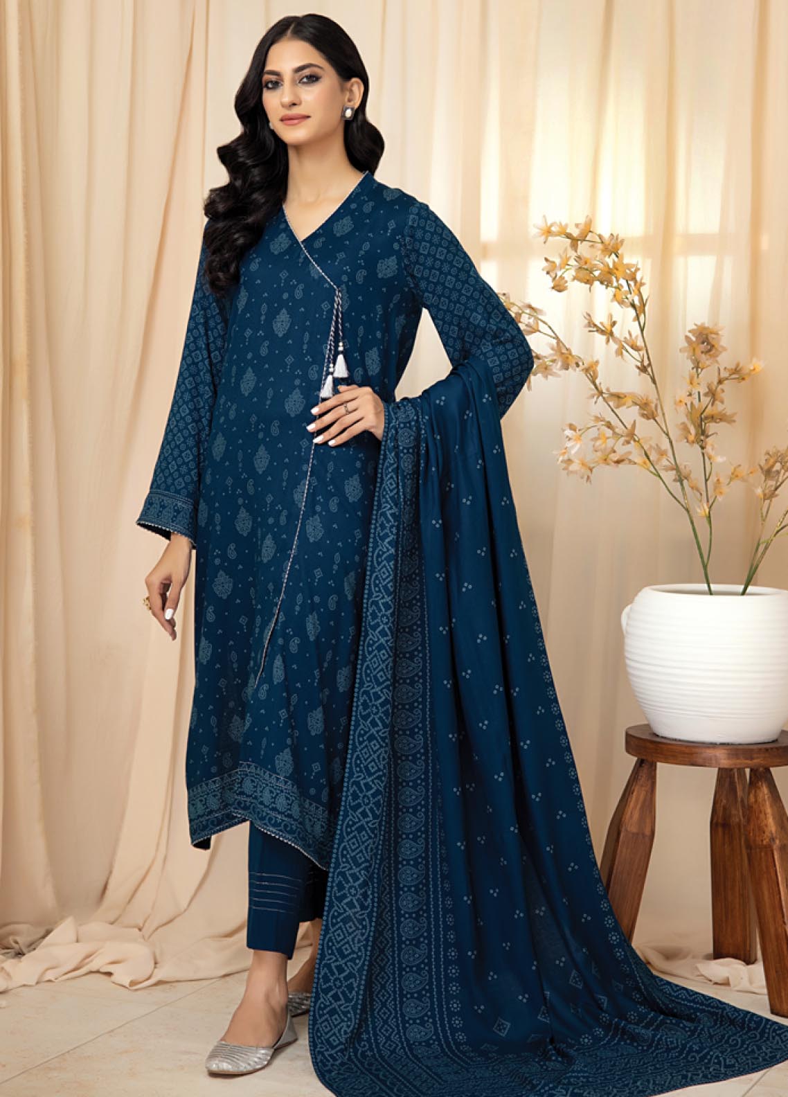 D#1005B LSM Lakhany Cashmi Vool Printed Collection 1022 V-1 D#1005B LSM Lakhany Cashmi Vool Printed Collection 1022 V-1