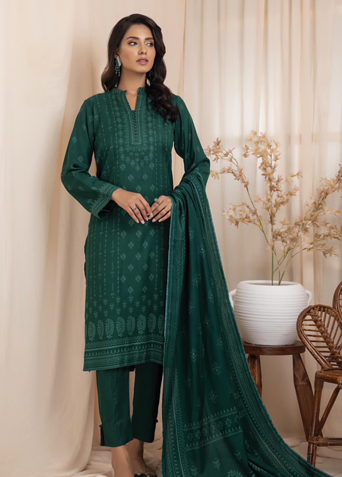 D#1006A LSM Lakhany Cashmi Vool Printed Collection 1022 V-1 D#1006A LSM Lakhany Cashmi Vool Printed Collection 1022 V-1