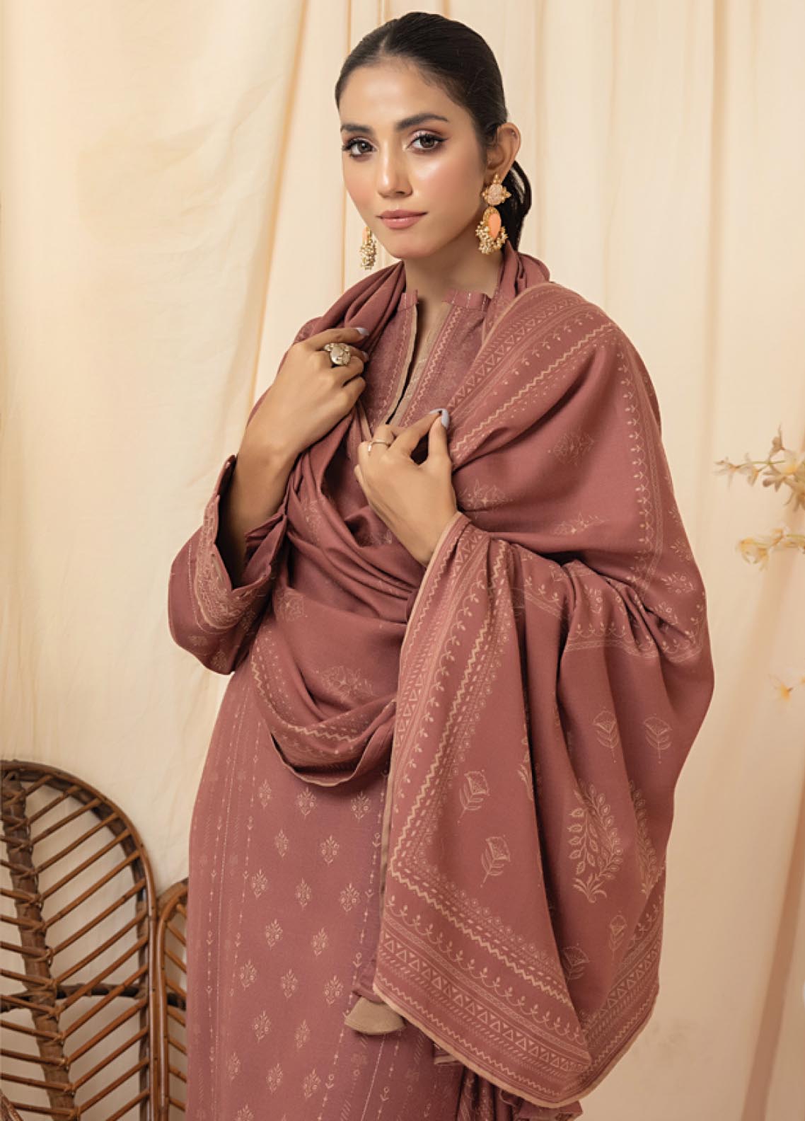 D#1006B LSM Lakhany Cashmi Vool Printed Collection 1022 V-1 D#1006B LSM Lakhany Cashmi Vool Printed Collection 1022 V-1