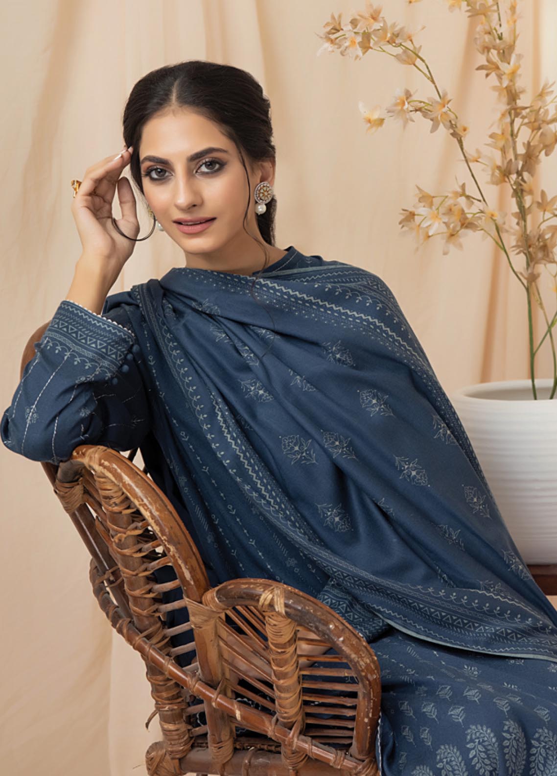 D#1006C LSM Lakhany Cashmi Vool Printed Collection 1022 V-1 D#1006C LSM Lakhany Cashmi Vool Printed Collection 1022 V-1