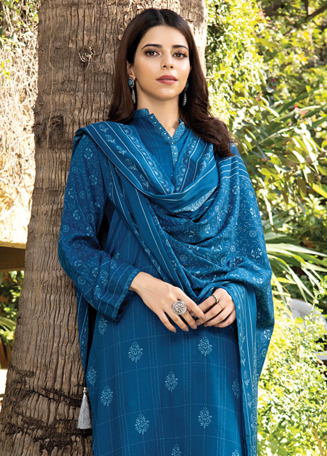 D#1010B LSM Lakhany Cashmi Vool Printed Collection 1122 V-2 D#1010B LSM Lakhany Cashmi Vool Printed Collection 1122 V-2