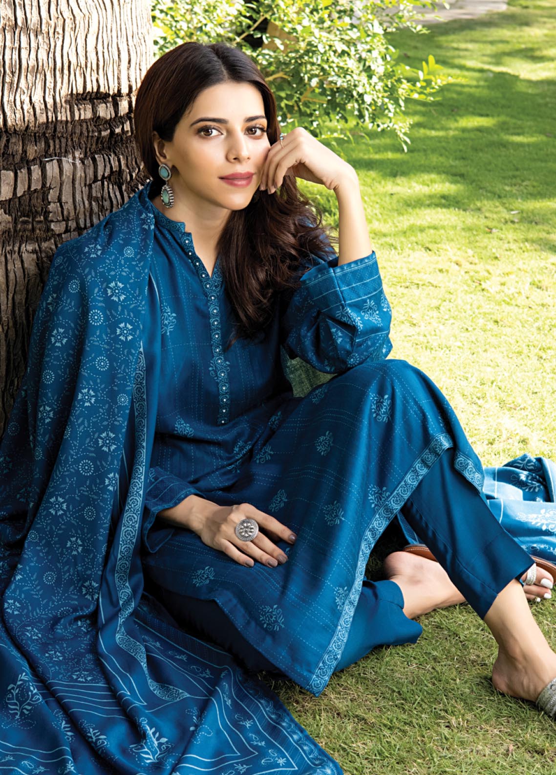 D#1010B LSM Lakhany Cashmi Vool Printed Collection 1122 V-2 D#1010B LSM Lakhany Cashmi Vool Printed Collection 1122 V-2