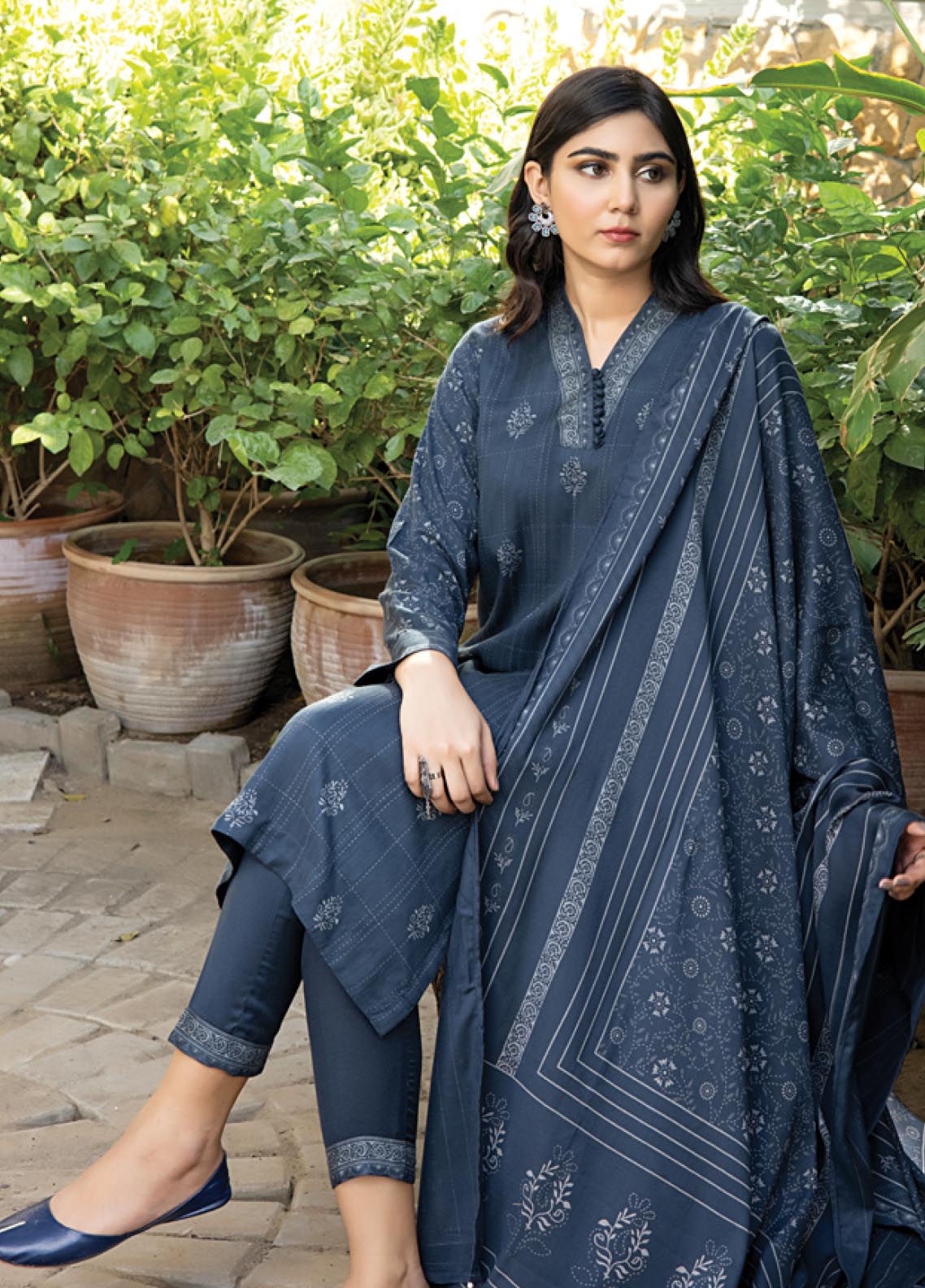 D#1010C LSM Lakhany Cashmi Vool Printed Collection 1122 V-2 D#1010C LSM Lakhany Cashmi Vool Printed Collection 1122 V-2